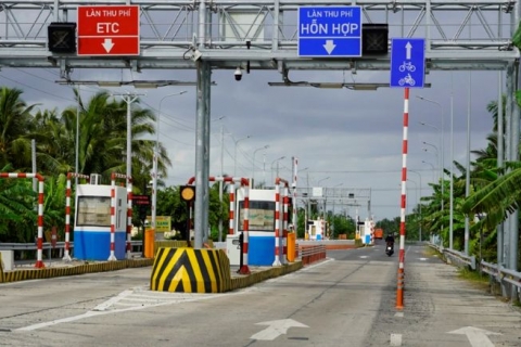 Sửa chữa hư hỏng mặt đường nhựa khu vực Tuyến tránh Cai Lậy