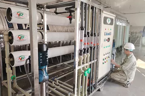 Bàn giao hệ thống lọc nước RO 2 cấp + EDI 2000L/H tại Ninh Bình (1) (1) (1)